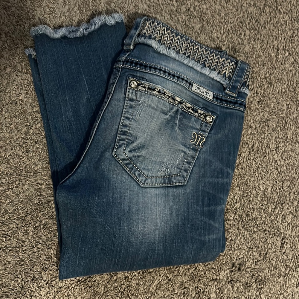 Miss Me Mid-Rise capris